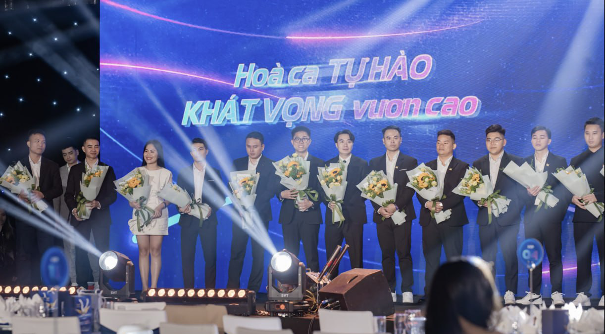 Khoảnh khắc tự hào